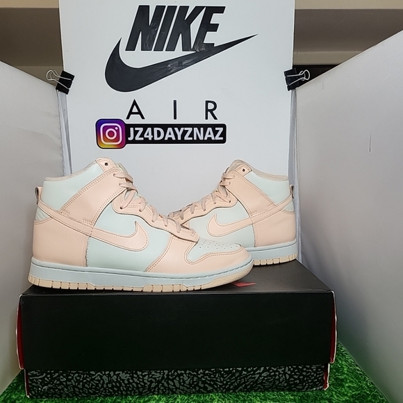 Size 9-Nike Dunk High Crimson Tint-Sail WMNS DD1869-104 (Men's 7.5) CLEAN!! NDS - Picture 1 of 16